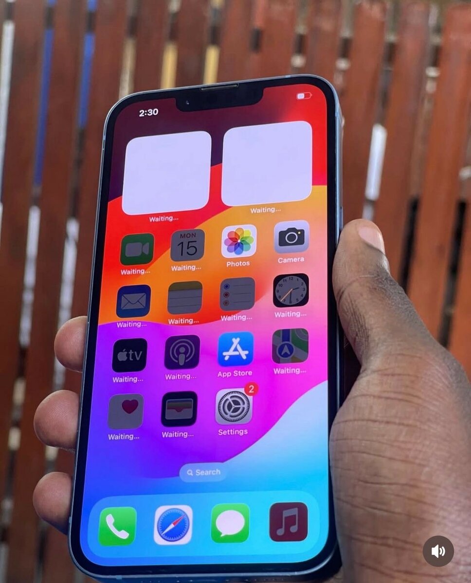 iPhone 13 256gig Physical SIM Very Neat @Ghc9,300