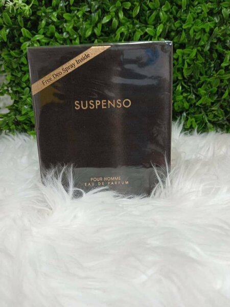 Suspenso de Fragrance world