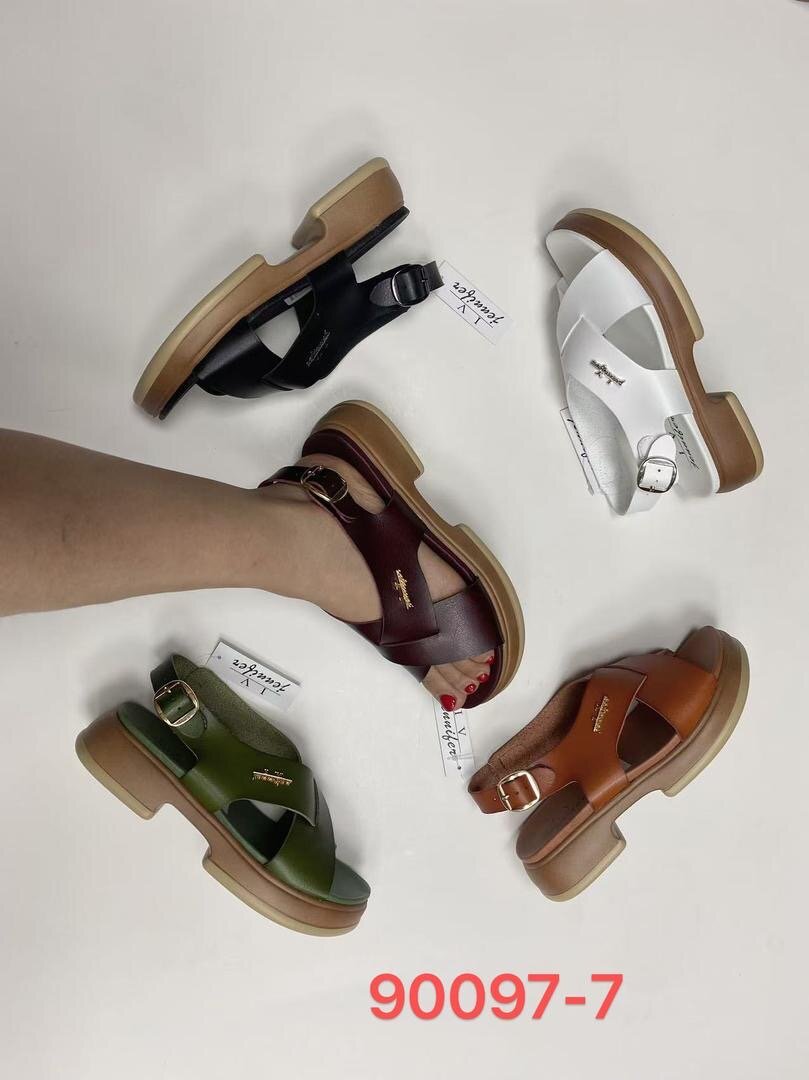 Sandales en cuir élégantes