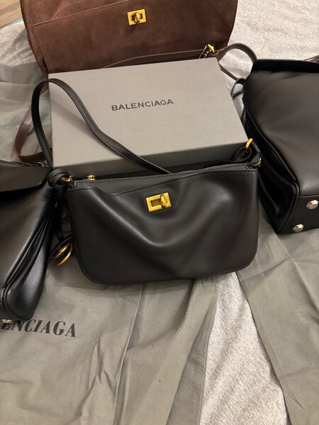 Balenciaga стильная женская сумка