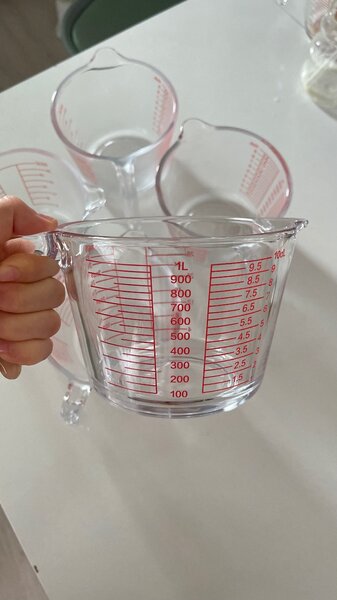 Мерный стеклянный стакан