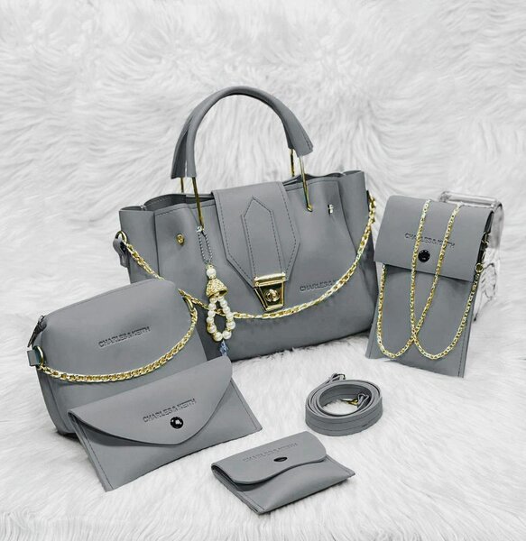 Hand bag for ladies
