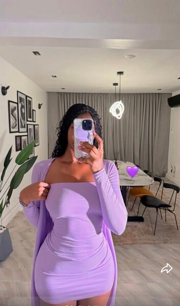 Élégante robe lilas