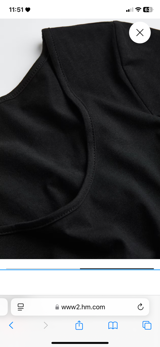 T-shirt noire élégante femme