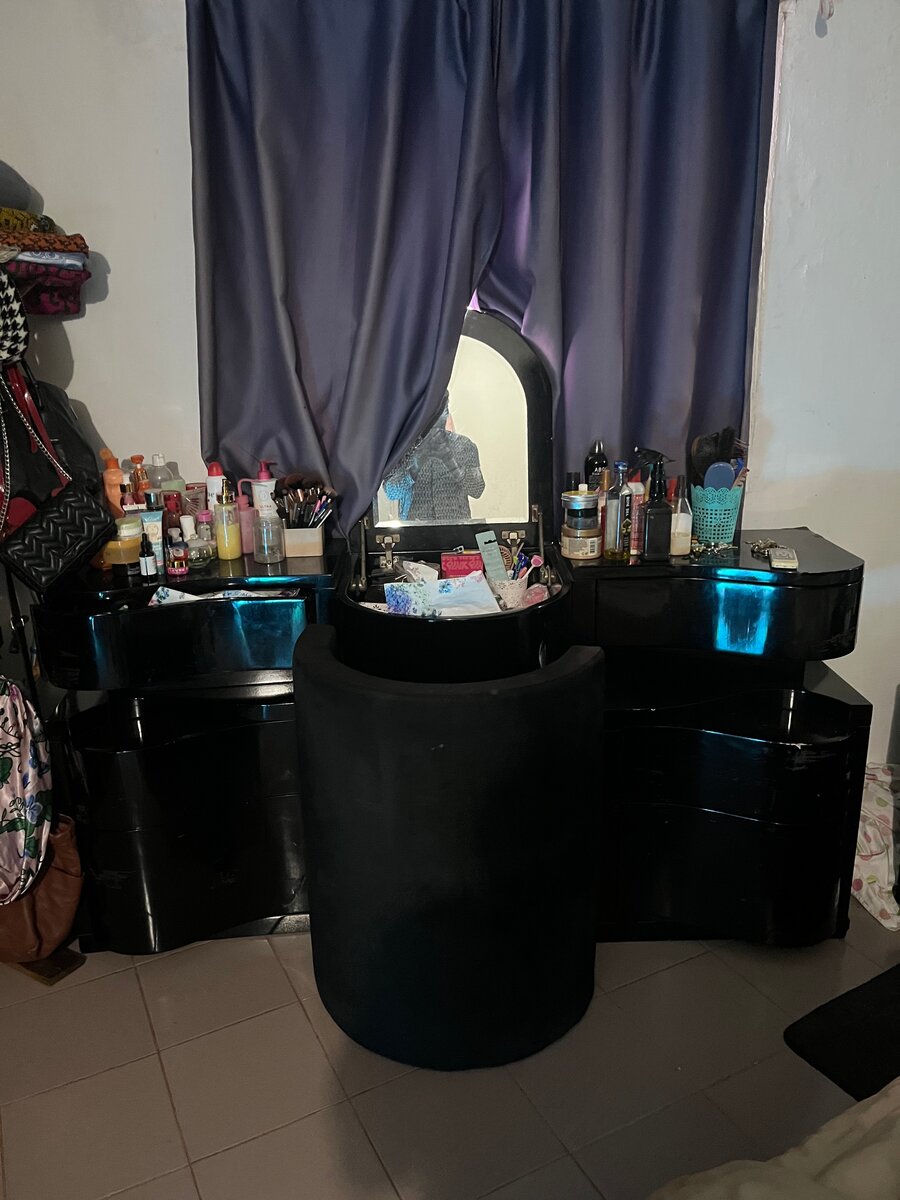 Lit King Size Avec Tête de Lit