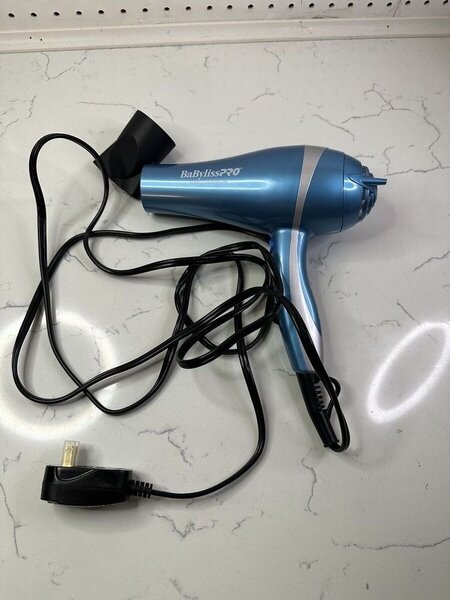 TRIO : lisseur , peigne chauffant , séchoir