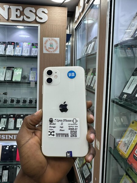 iPhone 11 Blanc 64 Go