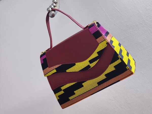 Sac à main coloré moderne