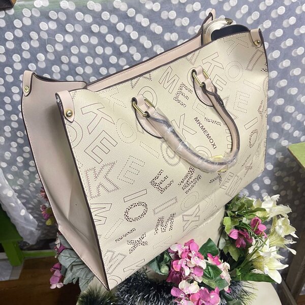 Sac cabas élégant féminin