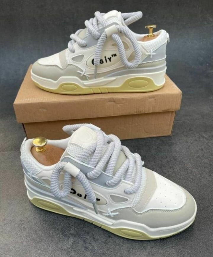 Baskets enfant blanches stylées