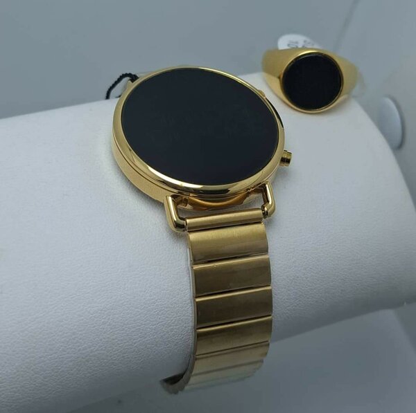 Montre et Bague en Or Élégantes