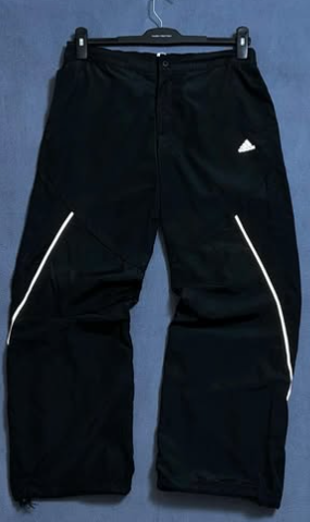 Adidas track pants size : waist M / length 39
