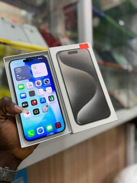 IPhone 15 pro max 256 giga