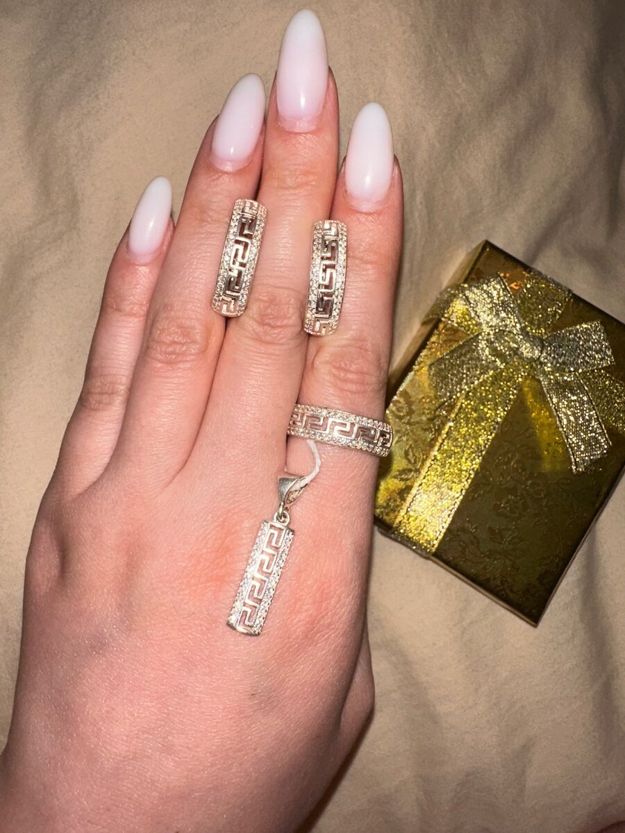 Серебряный комплект