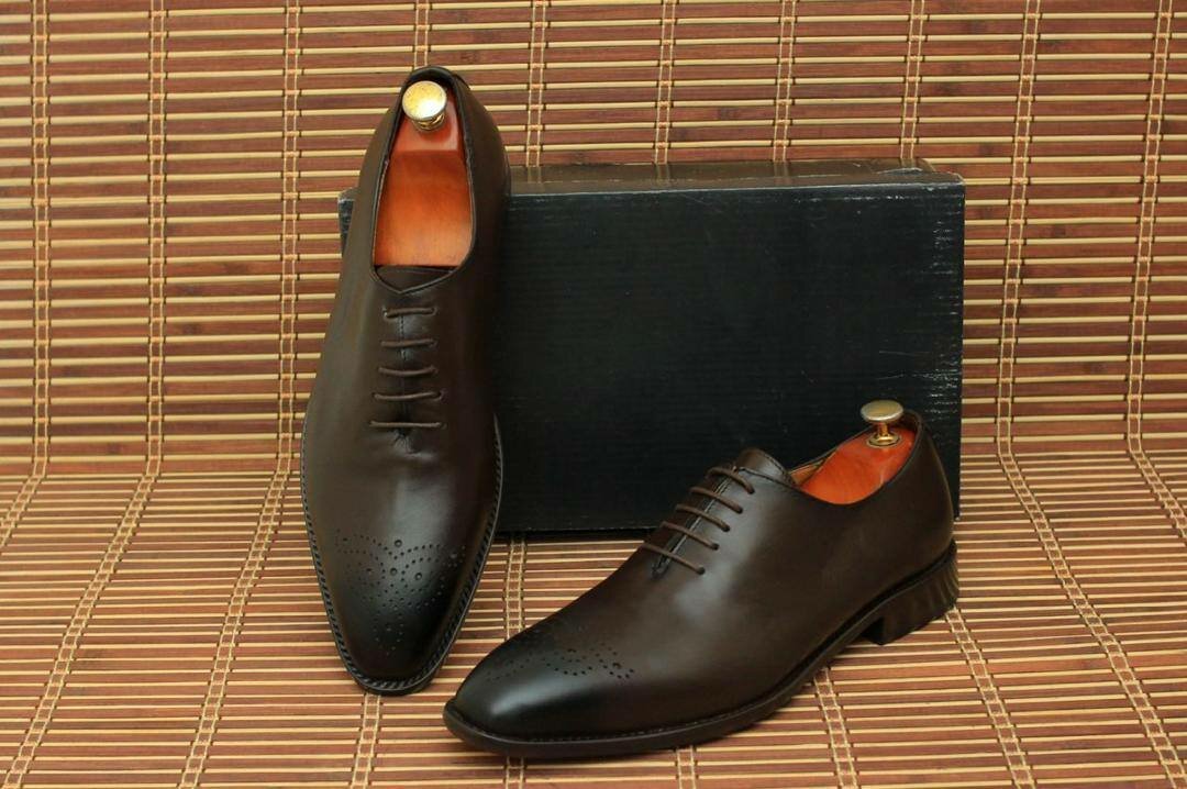 Paire de chaussure en cuir