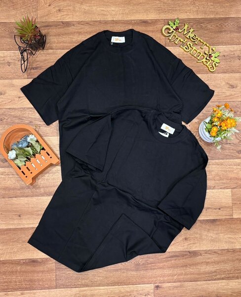 T-shirts noirs unisexes