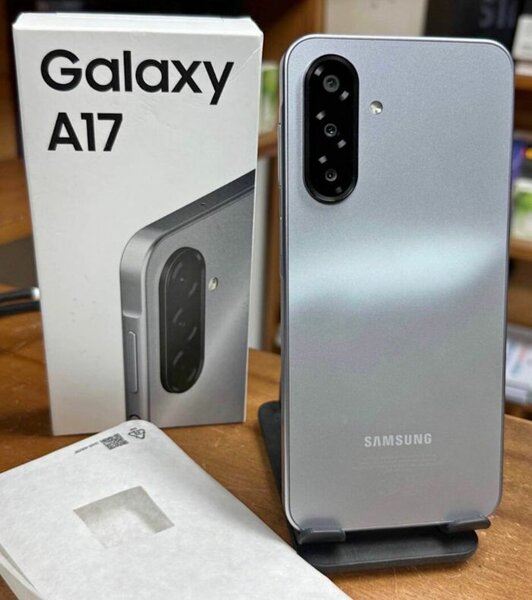Samsung Galaxy A17 Silver