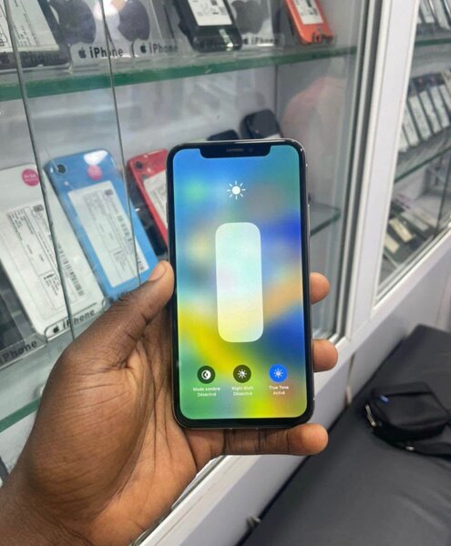 iPhone X 64 Go reconditionné