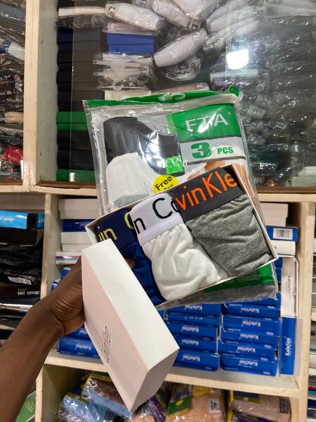 Lot de 3 boxers et débardeur