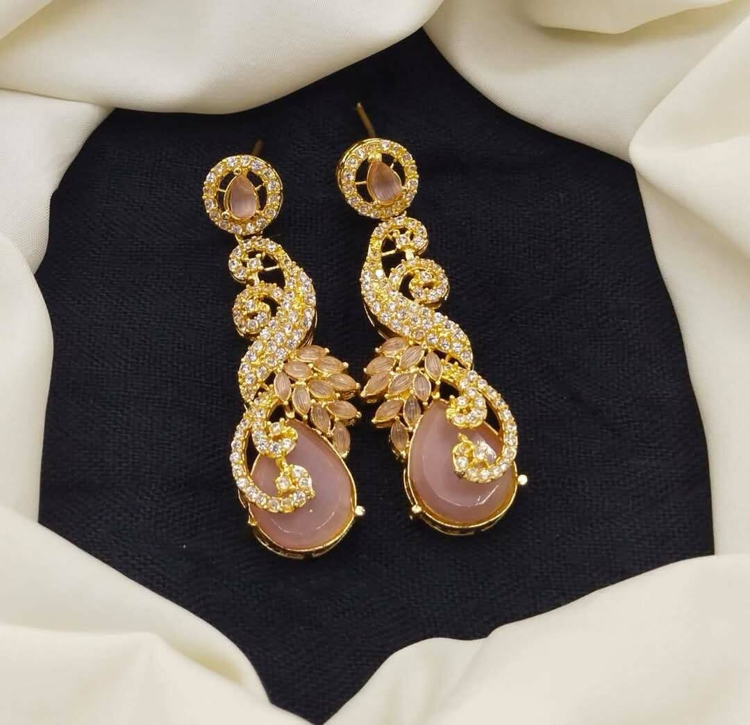Ladies earrings