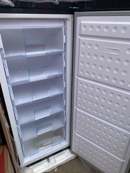 Congélateur Six casier