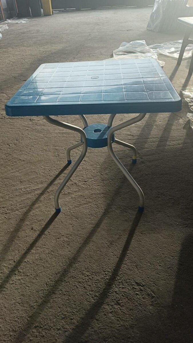 Table de jardin pliable