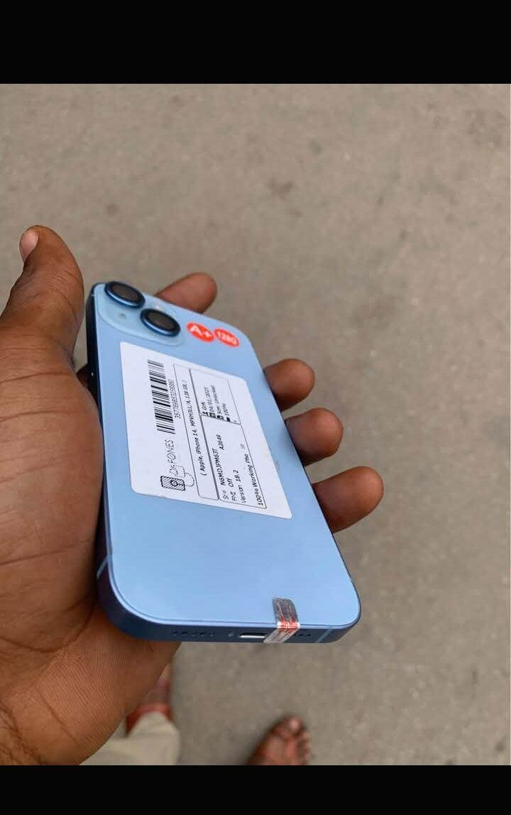 iPhone 128 Go Bleu