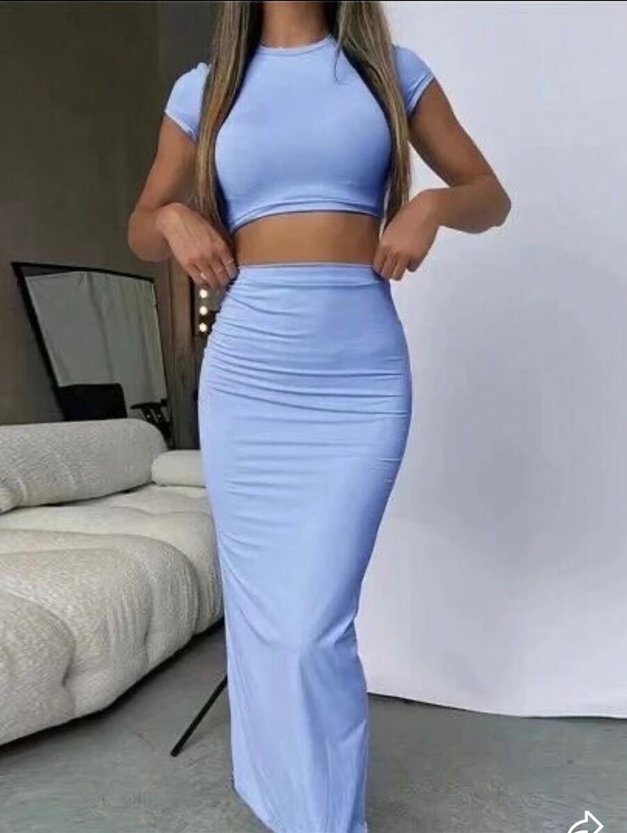 Ensemble jupe et crop top rose