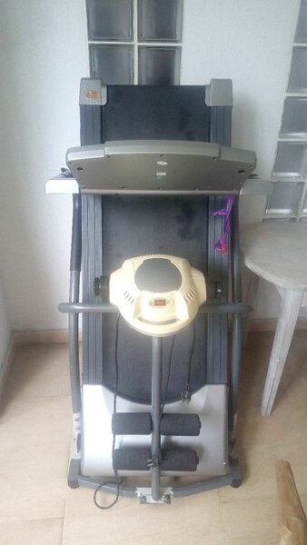 Tapis de course pliable moderne