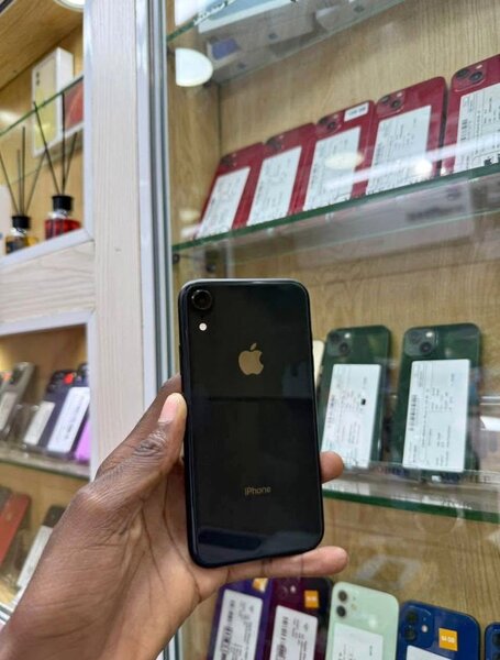 iPhone XR