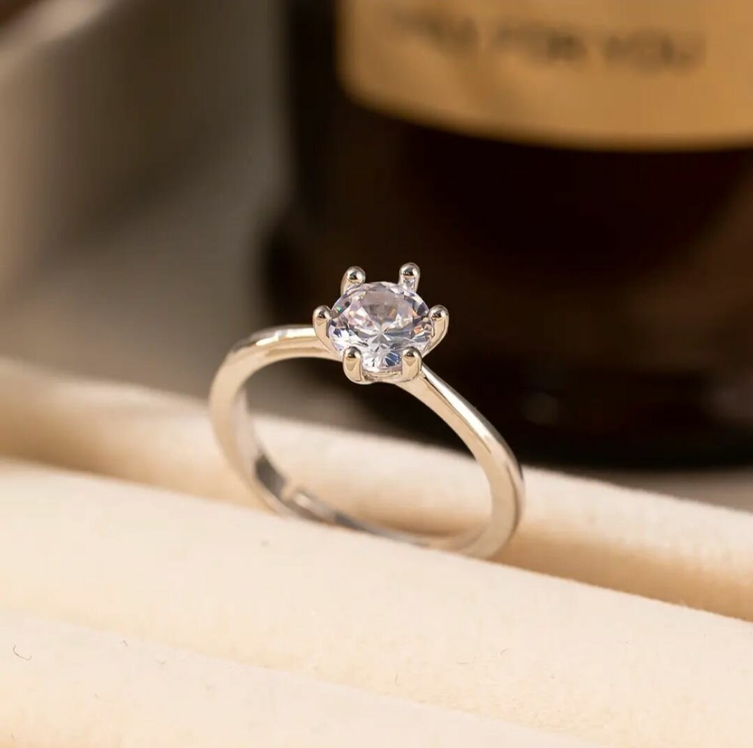 Bague de fiançailles ajustable