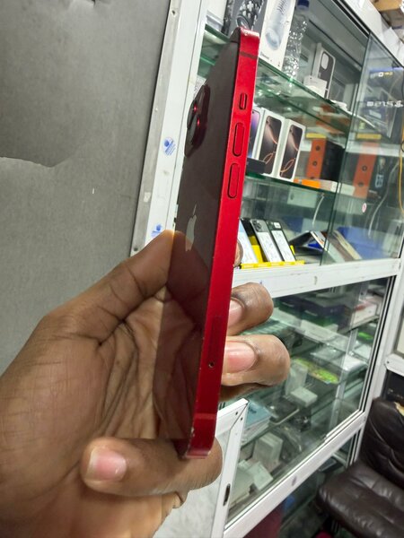 Smartphone rouge élégant