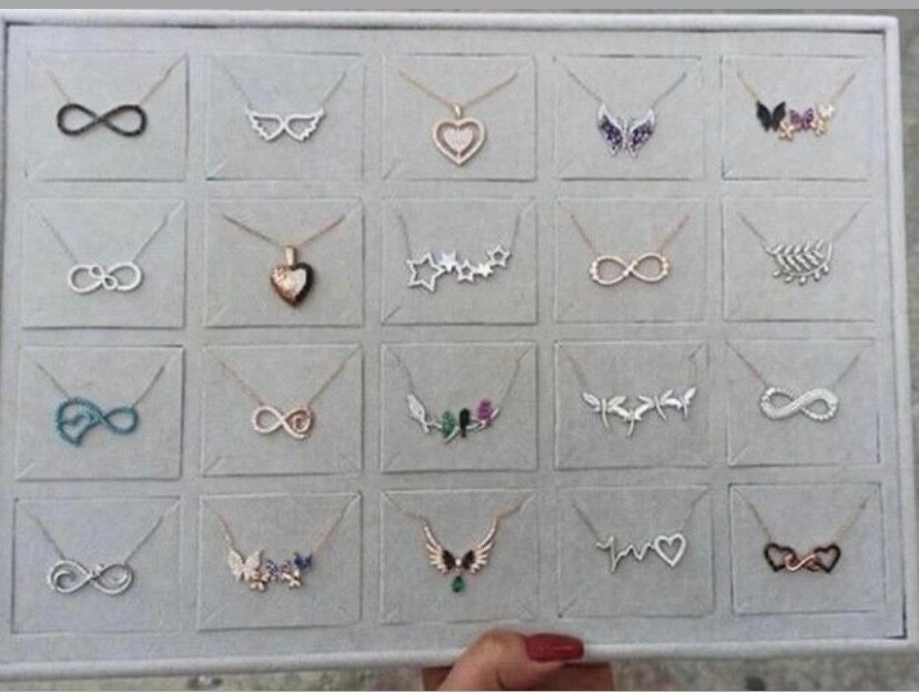 Elegant Pendant Necklaces