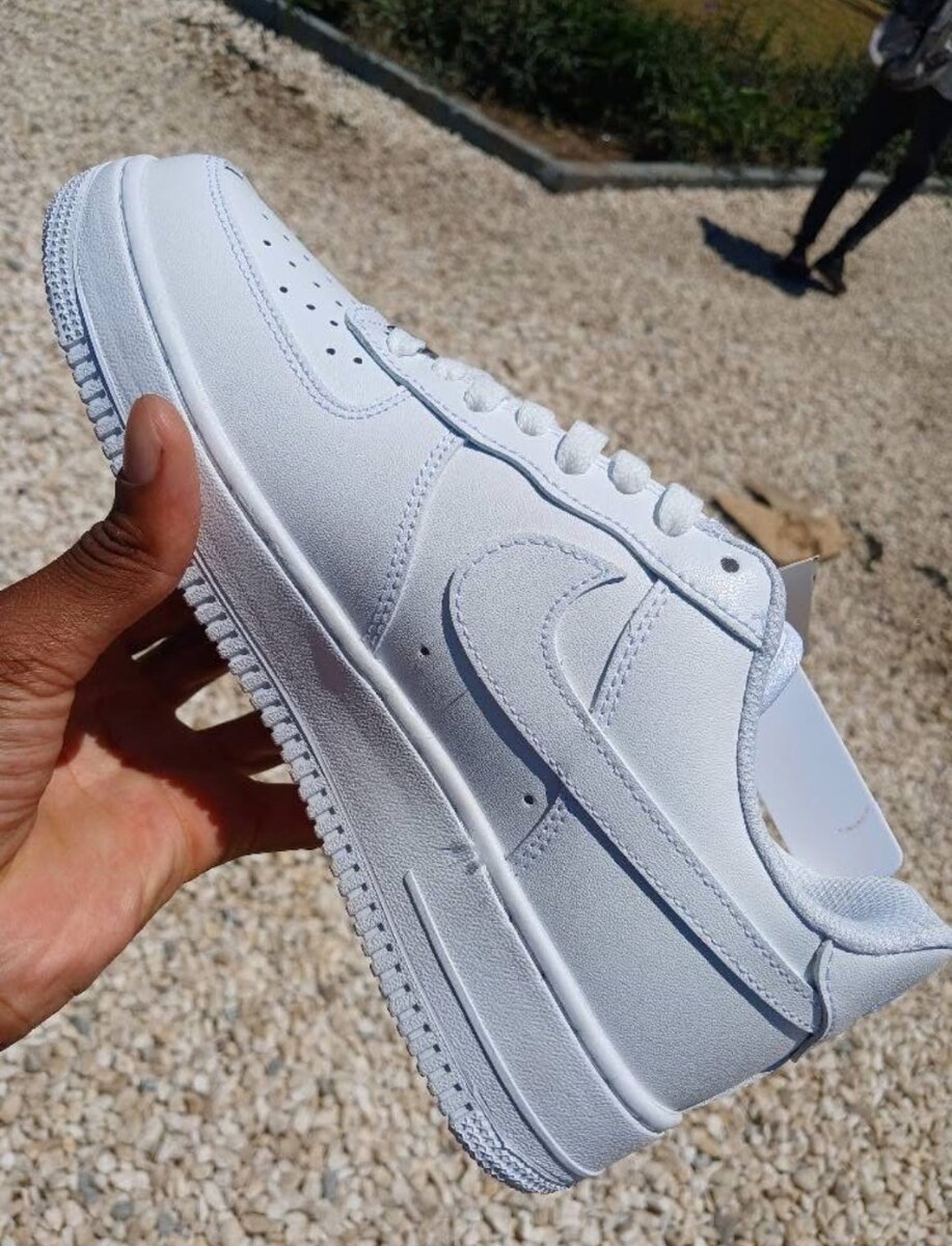 NIKE AIR FORCE