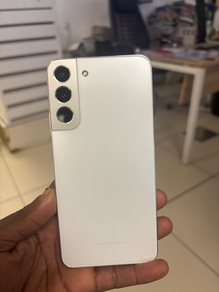 Samsung galaxy S22+ 256giga