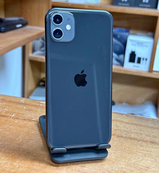 iPhone 11 Noir 64Go