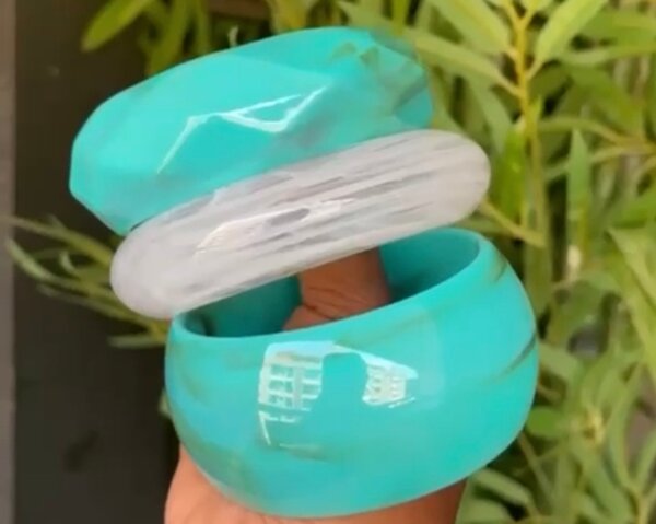 Bracelet en résine stylé