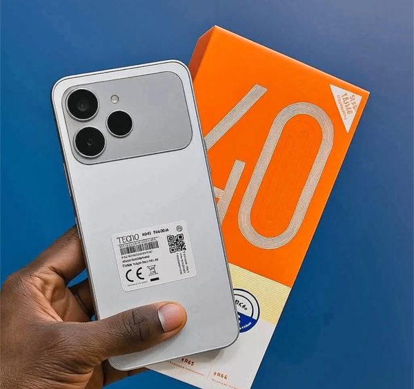Tecno Camon 20 Pro Blanc