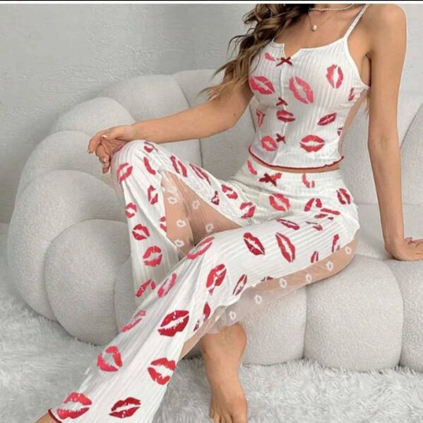 Pyjama Femme Motifs Coeurs