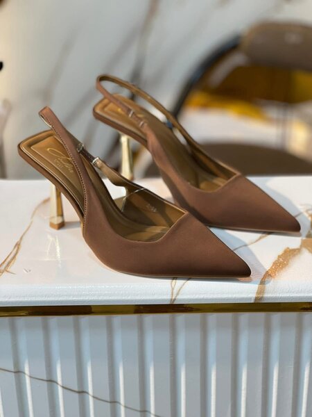 Chaussures élégantes à talons