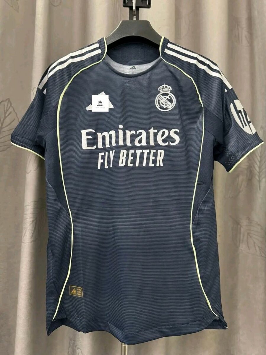 Maillots de football de clubs célèbres