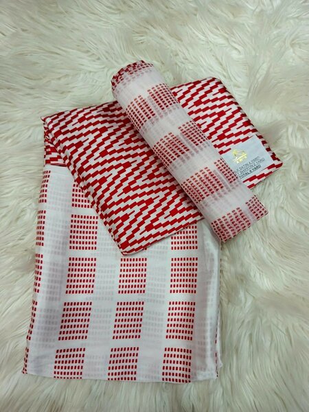 Écharpes en soie imprimée