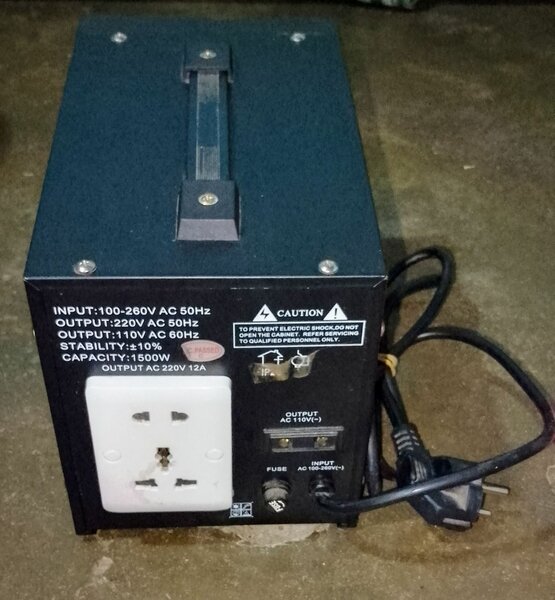 Régulateur automatique 1500W