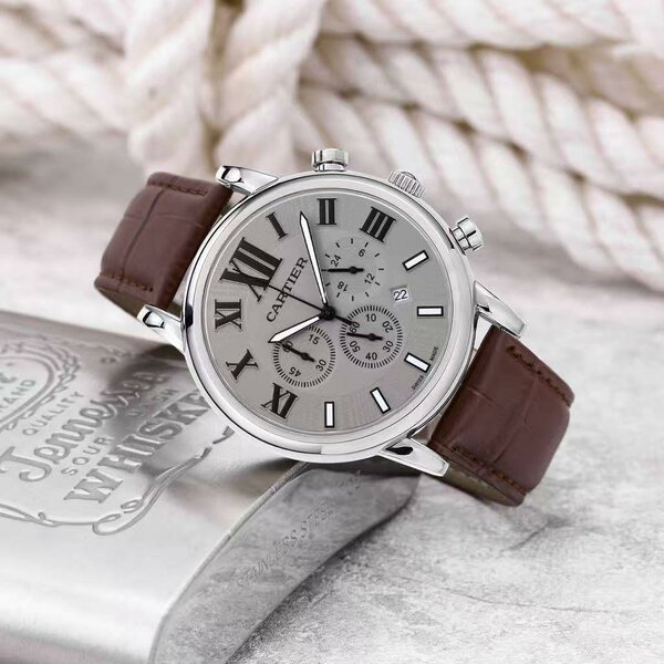 Montre Chronographe Élégante