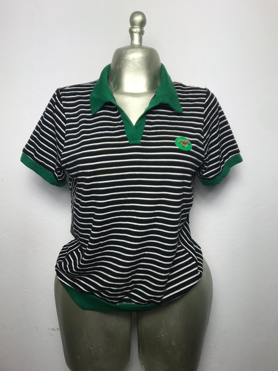 Polo rayé style décontracté