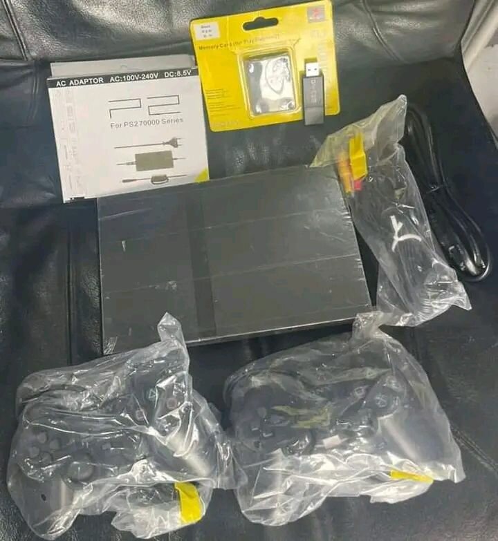 Console PS2 Slim avec Accessoires