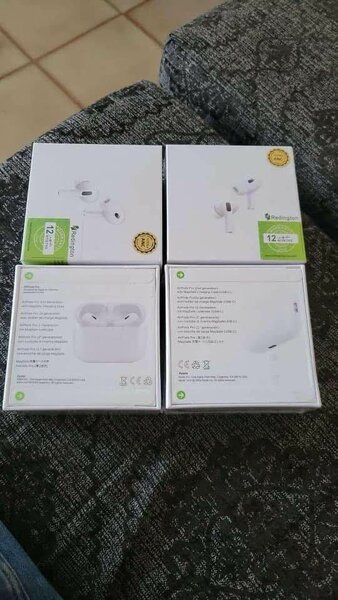 AirPods Pro 2 (USB-C)