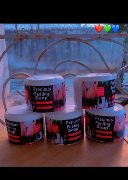 Stretch masks peeling soap