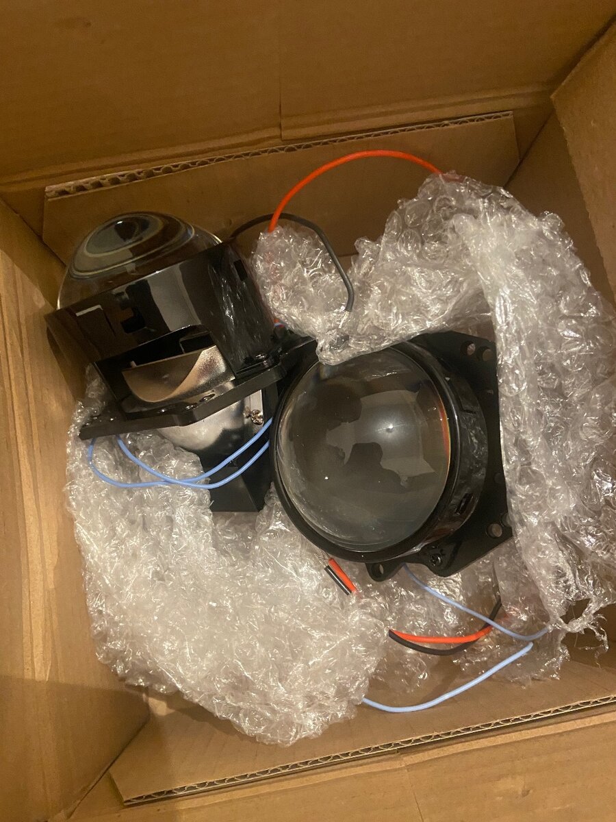 Линзы для авто универсал