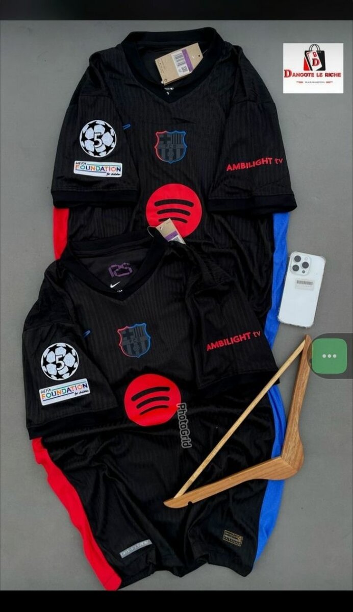 Maillot de foot noir unisexe